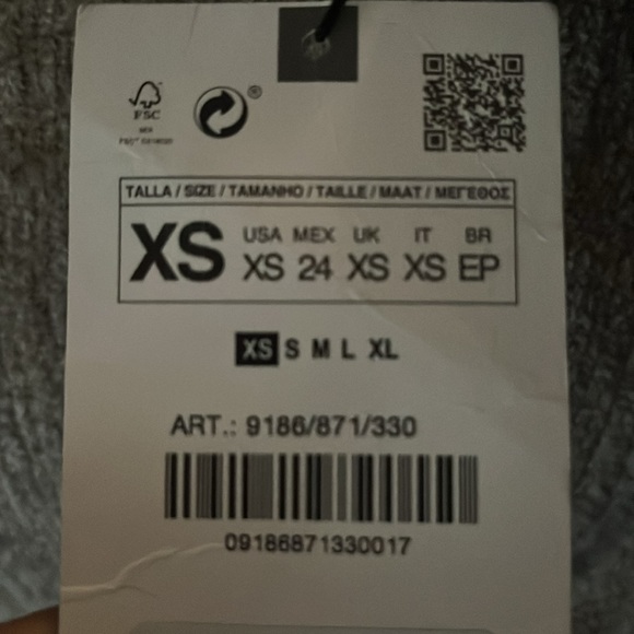 Zara Black Glittery Cutout Dress. Size: XS New With Tags Never Worn - Picture 4 of 5